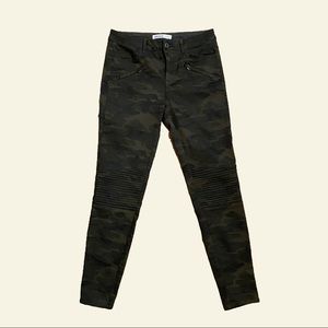 Zara camo skinny jeans